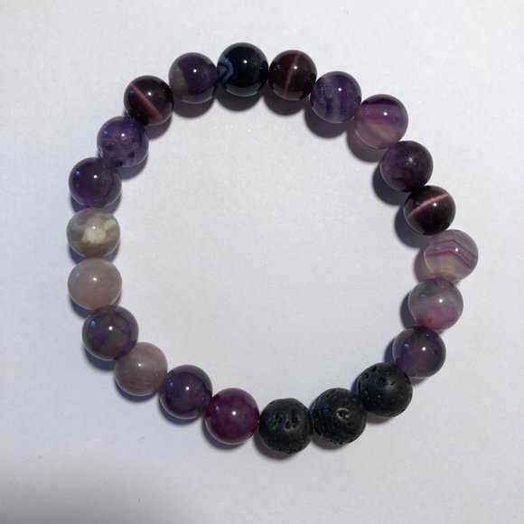 Amethyst Agate Shades of Purple Crystal Beaded Essential Oil Diffusing Bracelet - Picture 5 of 6